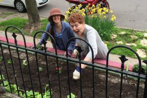 Flower Beds clinic on Grande Ave